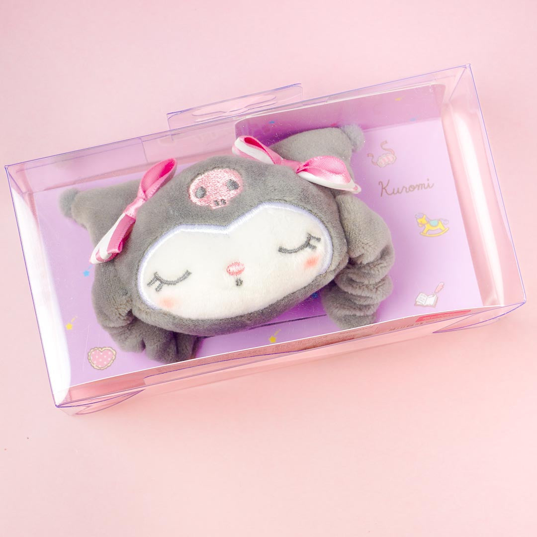 kuromi様order ふわり髪飾り♡ 顎紐取り外し可能♡イヤリング込み Kuromi Plushie Hair Tie & Wrist Rest – Blippo