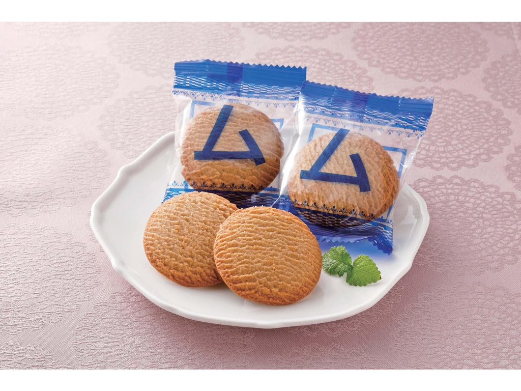 Sumikko Gurashi x Morinaga Royal Moon Cookies - Royal Milk Tea