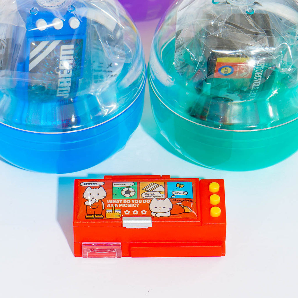 Gimmick Pencil Case Gachapon – Blippo