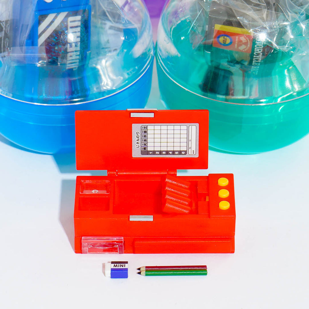 Gimmick Pencil Case Gachapon – Blippo