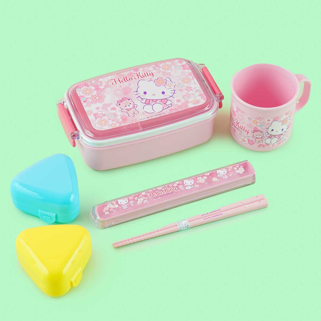 Hello Kitty Bento Lunch with Rubbermaid LunchBlox