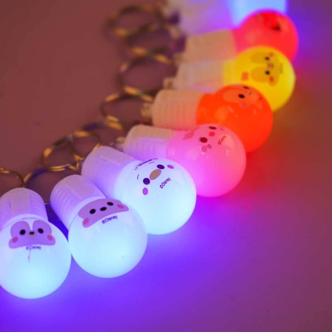 Light on sale bulb keychain